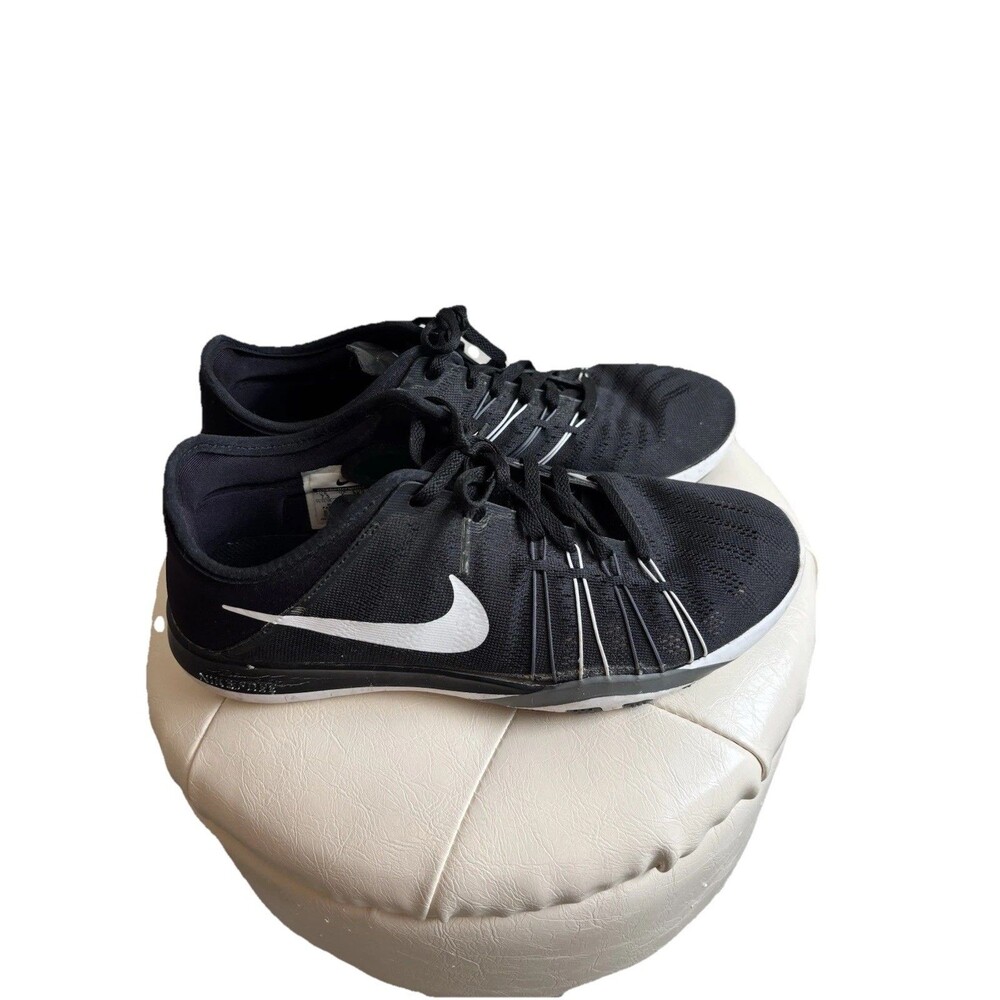 Nike Womens Free TR 6 833413-001‎ Black Running Shoes Sneakers Size 7.5